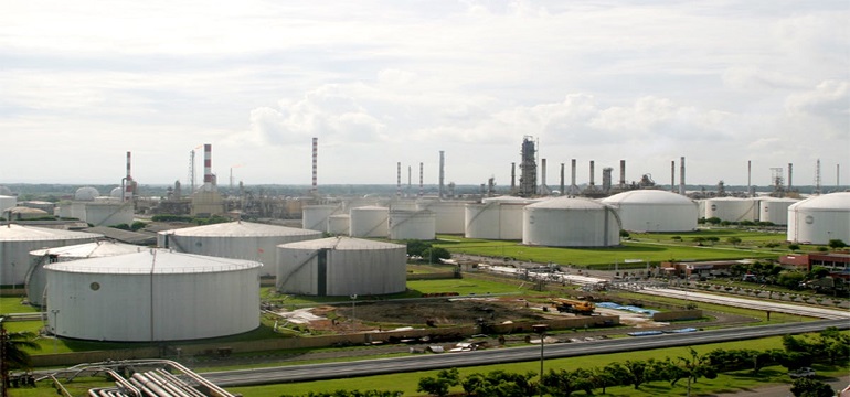 Kinerja Keuangan Memburuk Pertamina Terancam Bangkrut