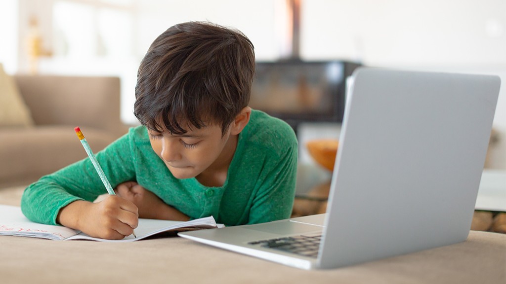 Tips Efektif Belajar Online SD agar Anak Tidak Cepat Bosan