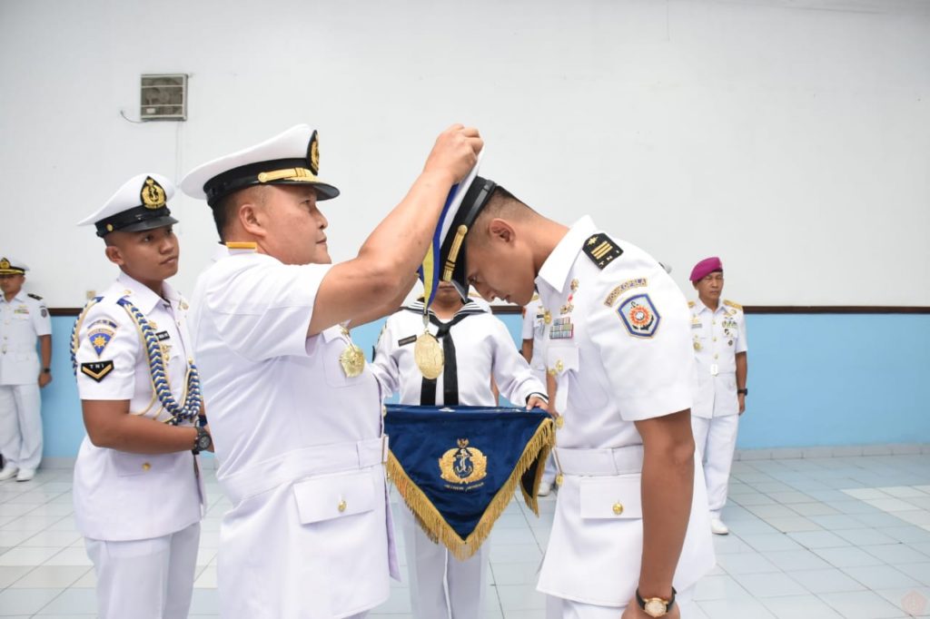 Kegiatan Kebudayaan dan Seni di Akmil AL: Menyeimbangkan Hidup Taruna