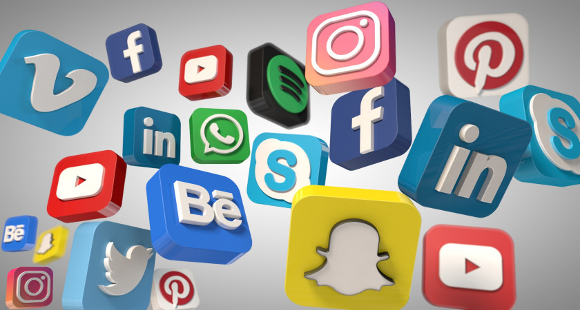 Akun Media Sosial Apa Saja yang Memiliki Fitur Kustomisasi Profil?