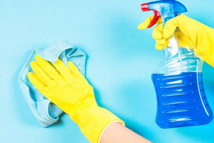 Gunakan Disinfektan dan Antiseptik Secara Bijak