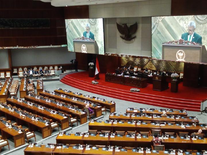 DPR Resmi Mengesahkan UU KIA 2024: Prioritas Baru untuk Kesejahteraan Keluarga