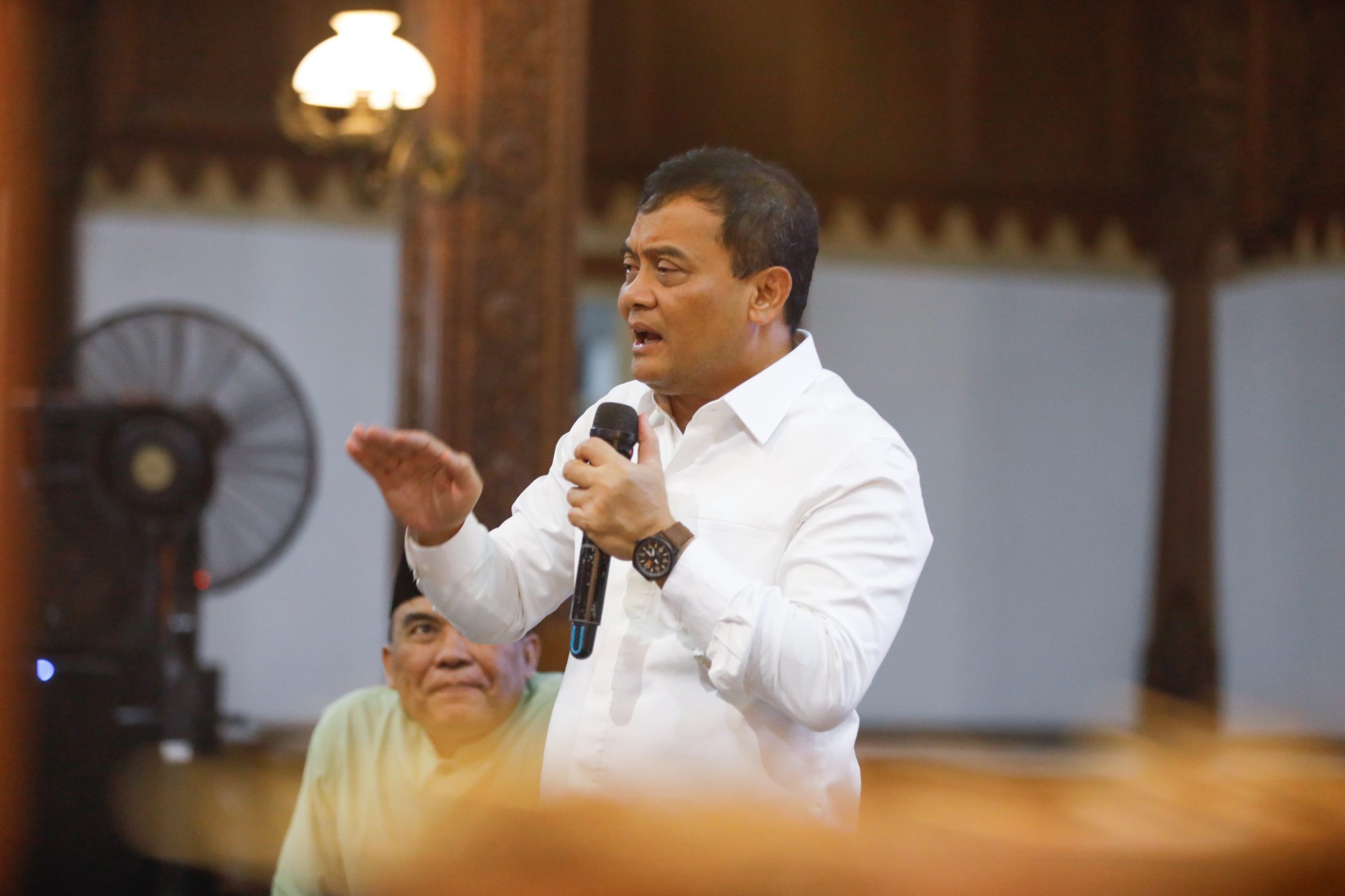 Profil Gubernur Ahmad Luthfi